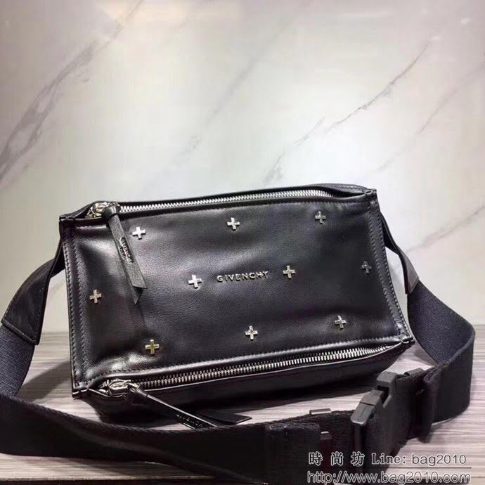 GlVENCHY紀梵希 新款雙拉鏈 十字釘全皮 斜挎胸包 單肩包  tsg1241